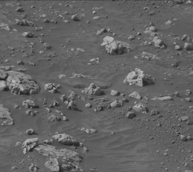 Sol 4227: Mast Camera (Mastcam)