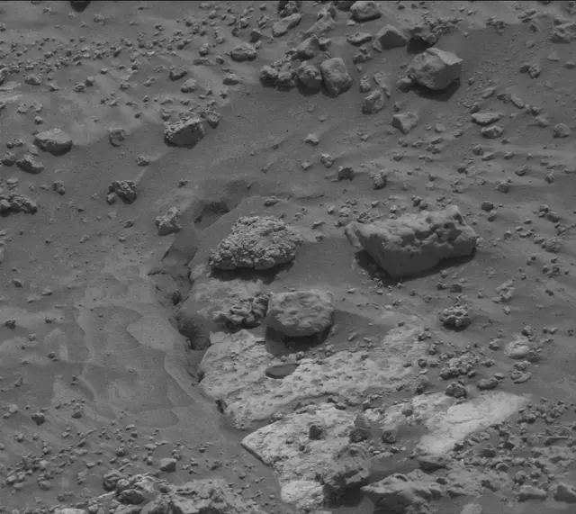 Sol 4232: Mast Camera (Mastcam)