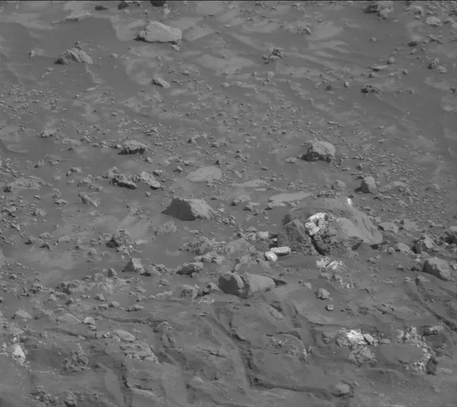 Sol 4233: Mast Camera (Mastcam)