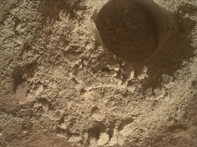 Sol 4235: Mars Hand Lens Imager (MAHLI)