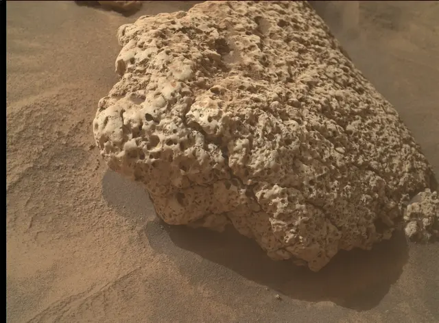 Sol 4236: Mars Hand Lens Imager (MAHLI)