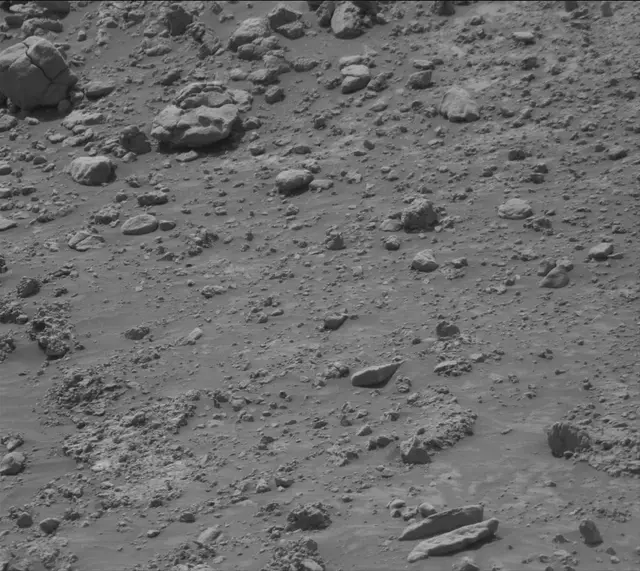 Sol 4239: Mast Camera (Mastcam)
