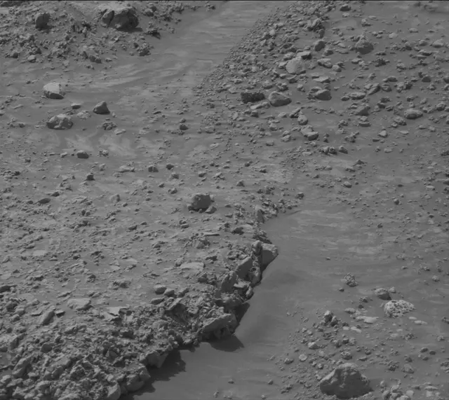Sol 4239: Mast Camera (Mastcam)