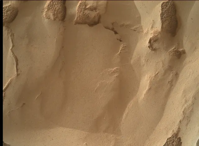 Sol 4239: Mars Hand Lens Imager (MAHLI)