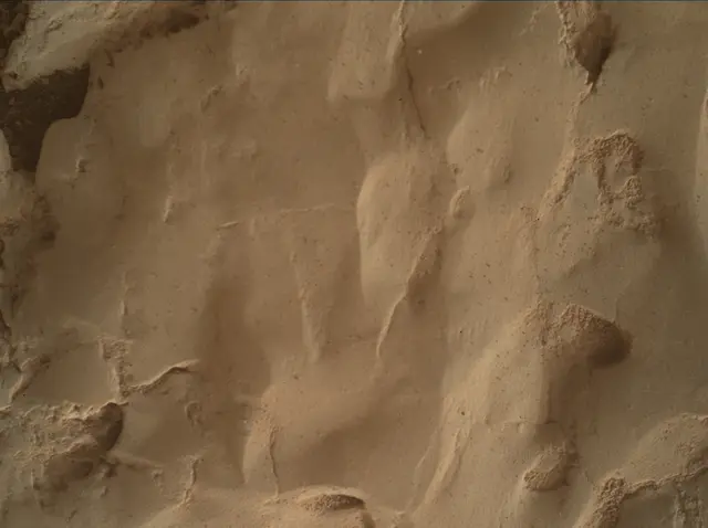Sol 4239: Mars Hand Lens Imager (MAHLI)