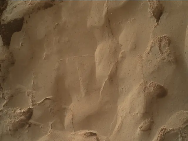 Sol 4239: Mars Hand Lens Imager (MAHLI)