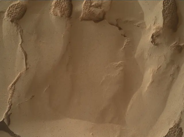 Sol 4239: Mars Hand Lens Imager (MAHLI)