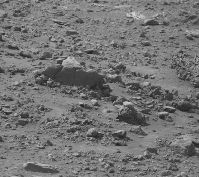 Sol 4243: Mast Camera (Mastcam)