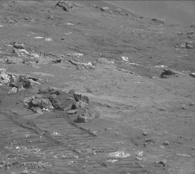 Sol 4244: Mast Camera (Mastcam)