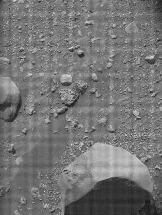 Sol 4246: Mast Camera (Mastcam)
