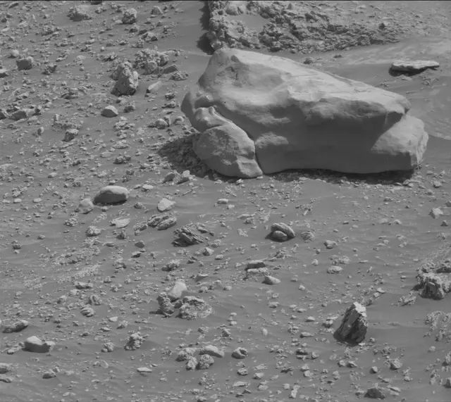 Sol 4246: Mast Camera (Mastcam)
