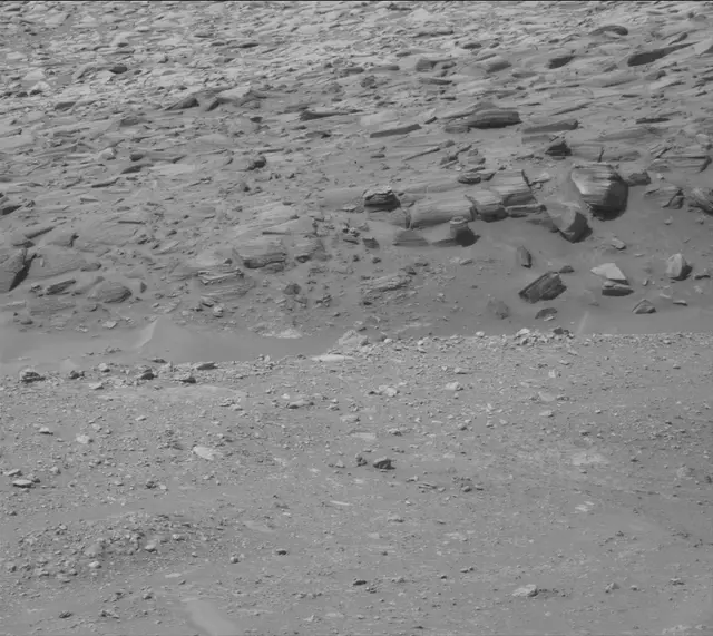 Sol 4248: Mast Camera (Mastcam)