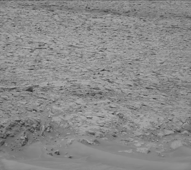 Sol 4248: Mast Camera (Mastcam)