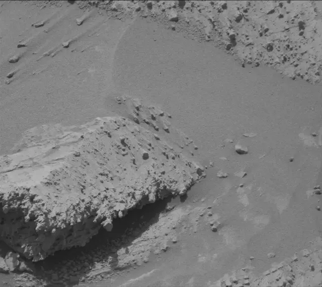 Sol 4250: Mast Camera (Mastcam)