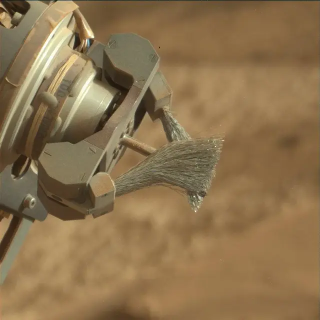 Sol 4250: Mast Camera (Mastcam)