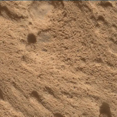 Sol 4250: Mars Hand Lens Imager (MAHLI)