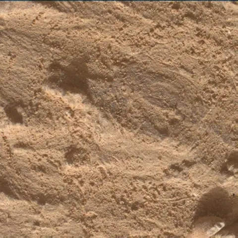 Sol 4250: Mars Hand Lens Imager (MAHLI)