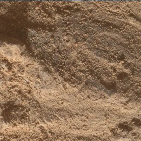 Sol 4250: Mars Hand Lens Imager (MAHLI)