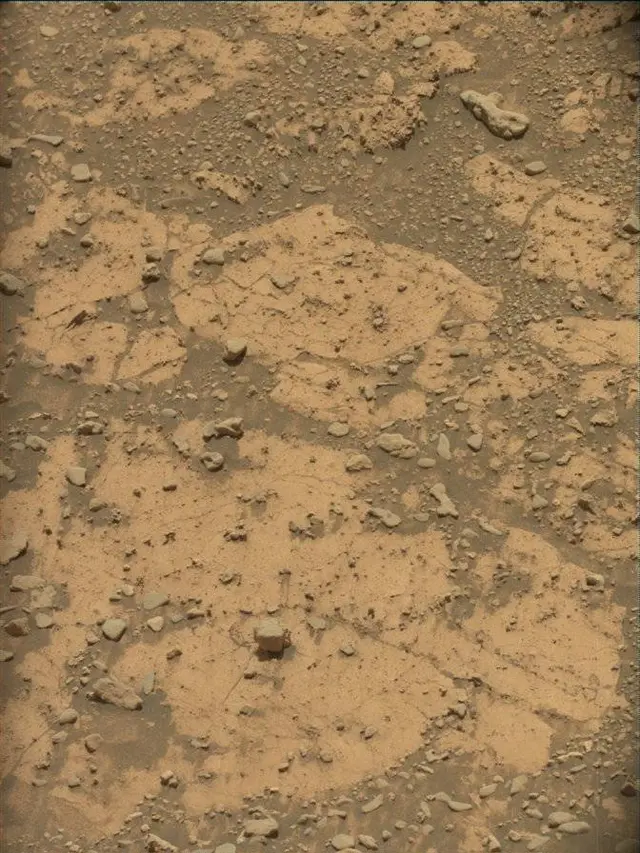 Sol 4251: Mast Camera (Mastcam)