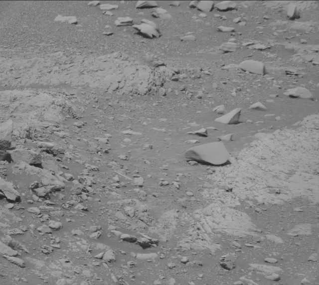 Sol 4251: Mast Camera (Mastcam)