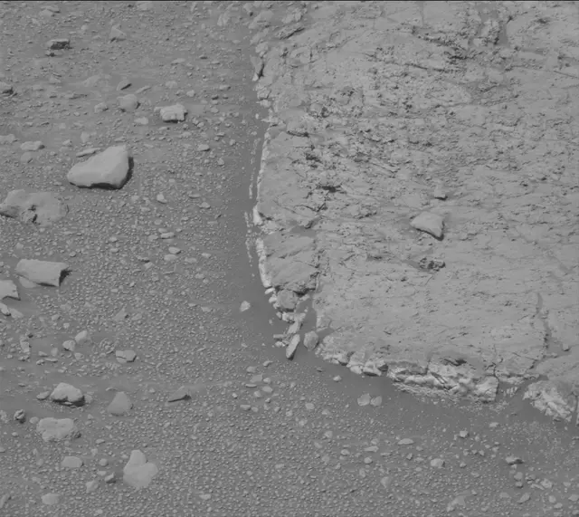Sol 4251: Mast Camera (Mastcam)