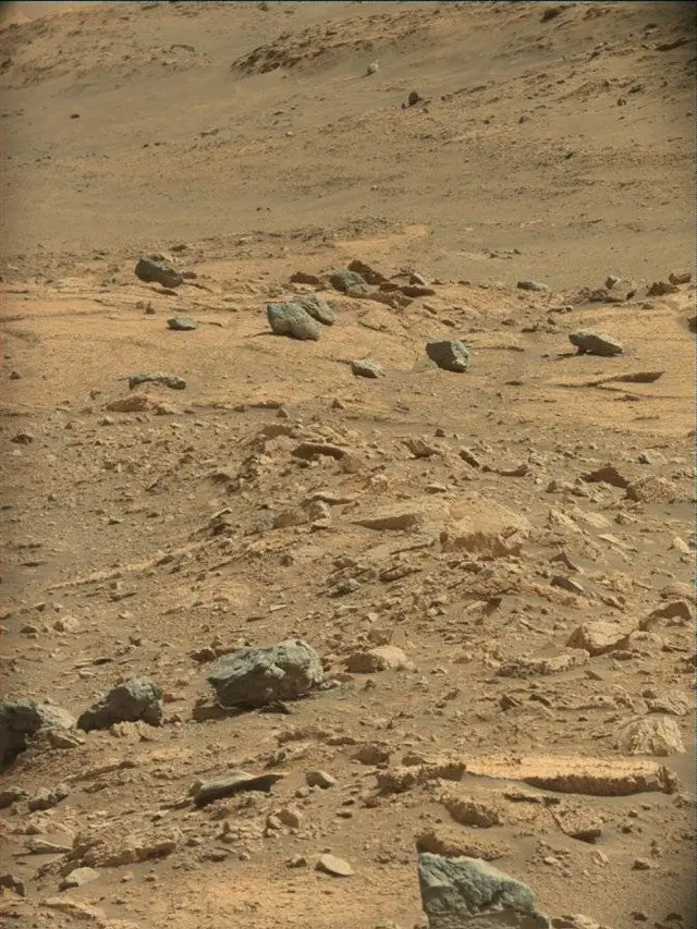 Sol 4253: Mast Camera (Mastcam)