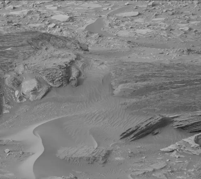 Sol 4259: Mast Camera (Mastcam)