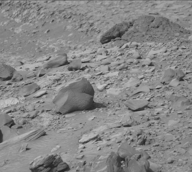 Sol 4266: Mast Camera (Mastcam)