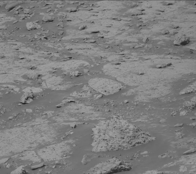 Sol 4266: Mast Camera (Mastcam)