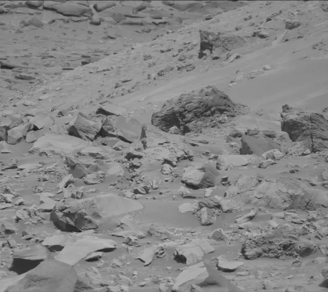 Sol 4267: Mast Camera (Mastcam)