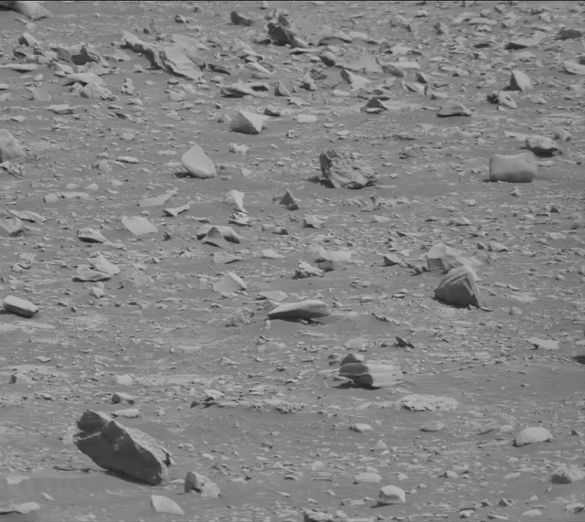 Sol 4267: Mast Camera (Mastcam)