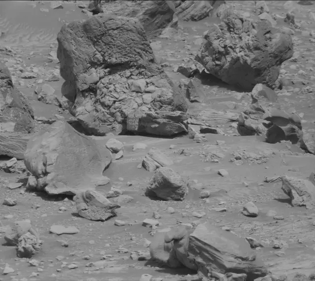 Sol 4267: Mast Camera (Mastcam)