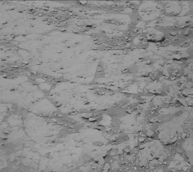 Sol 4269: Mast Camera (Mastcam)