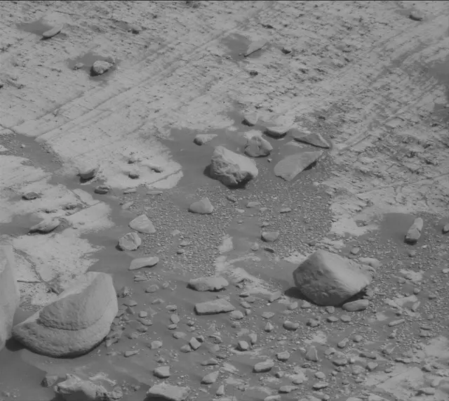 Sol 4271: Mast Camera (Mastcam)