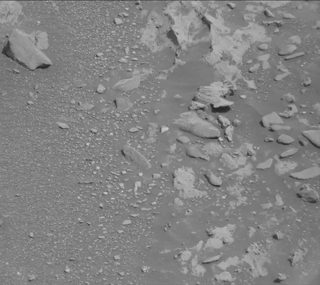 Sol 4271: Mast Camera (Mastcam)