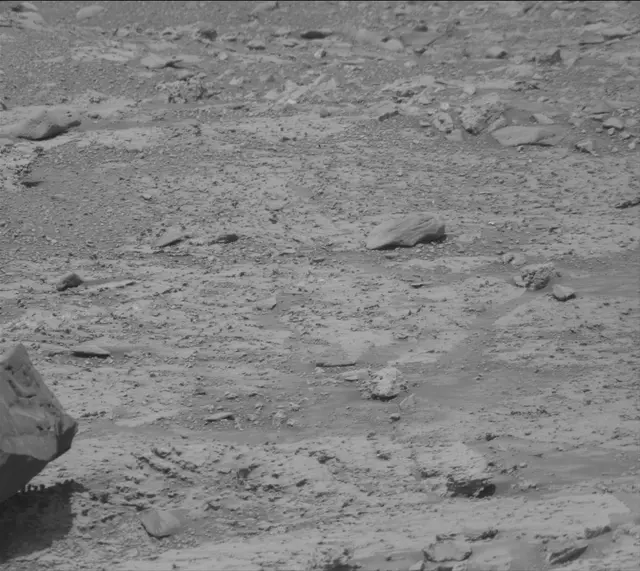 Sol 4273: Mast Camera (Mastcam)