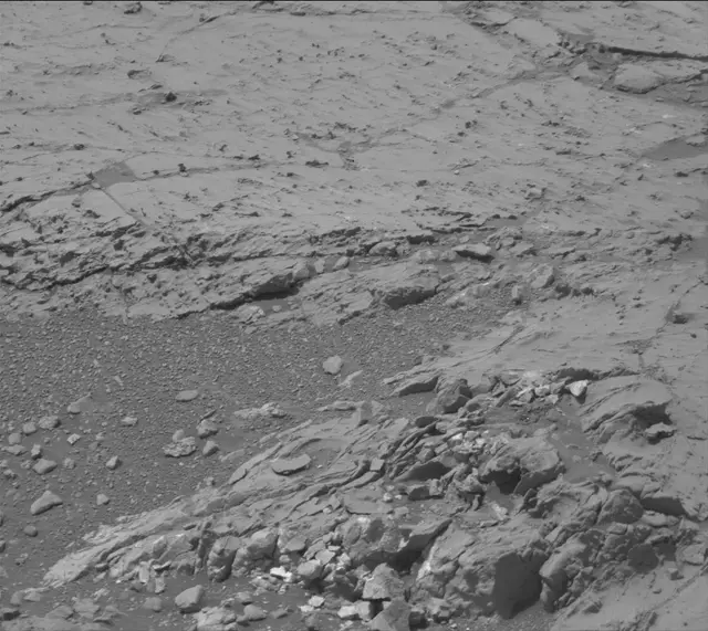 Sol 4273: Mast Camera (Mastcam)