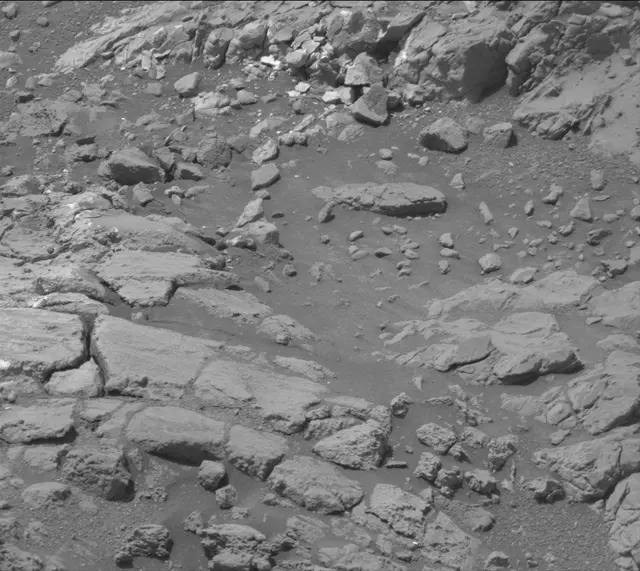 Sol 4273: Mast Camera (Mastcam)
