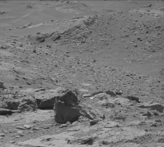 Sol 4277: Mast Camera (Mastcam)