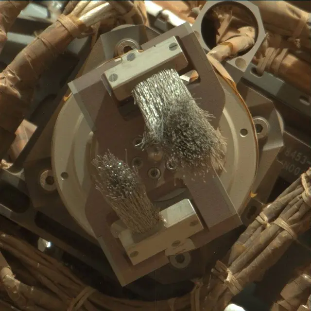 Sol 4282: Mast Camera (Mastcam)