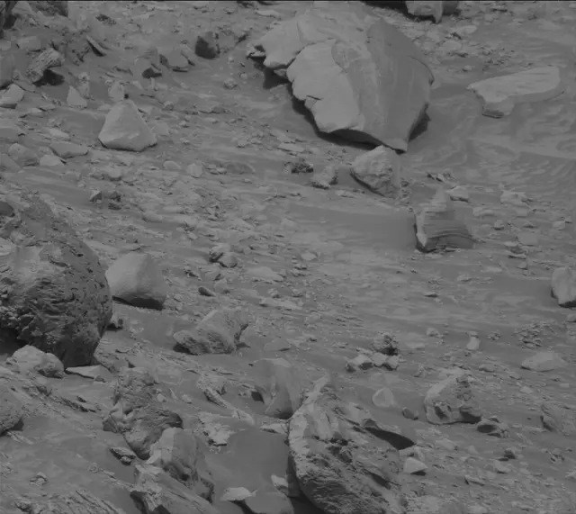 Sol 4287: Mast Camera (Mastcam)