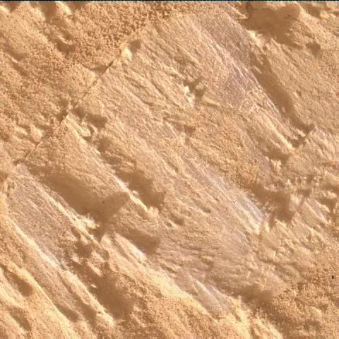 Sol 4291: Mars Hand Lens Imager (MAHLI)