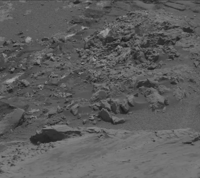 Sol 4292: Mast Camera (Mastcam)