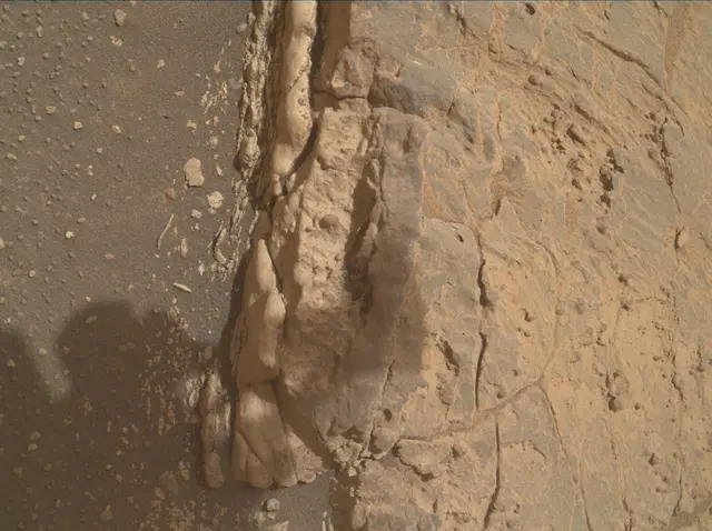 Sol 4294: Mars Hand Lens Imager (MAHLI)