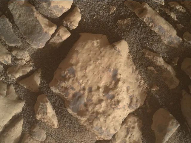 Sol 4295: Mars Hand Lens Imager (MAHLI)