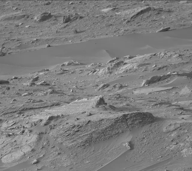 Sol 4298: Mast Camera (Mastcam)