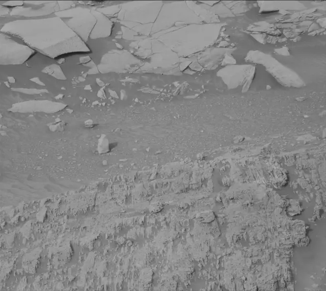 Sol 4298: Mast Camera (Mastcam)