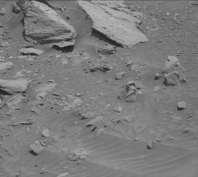 Sol 4300: Mast Camera (Mastcam)