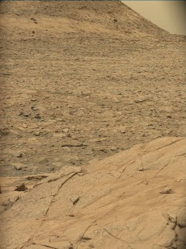 Sol 4301: Mast Camera (Mastcam)
