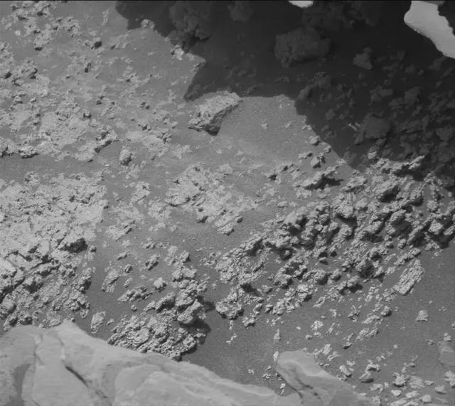 Sol 4301: Mast Camera (Mastcam)